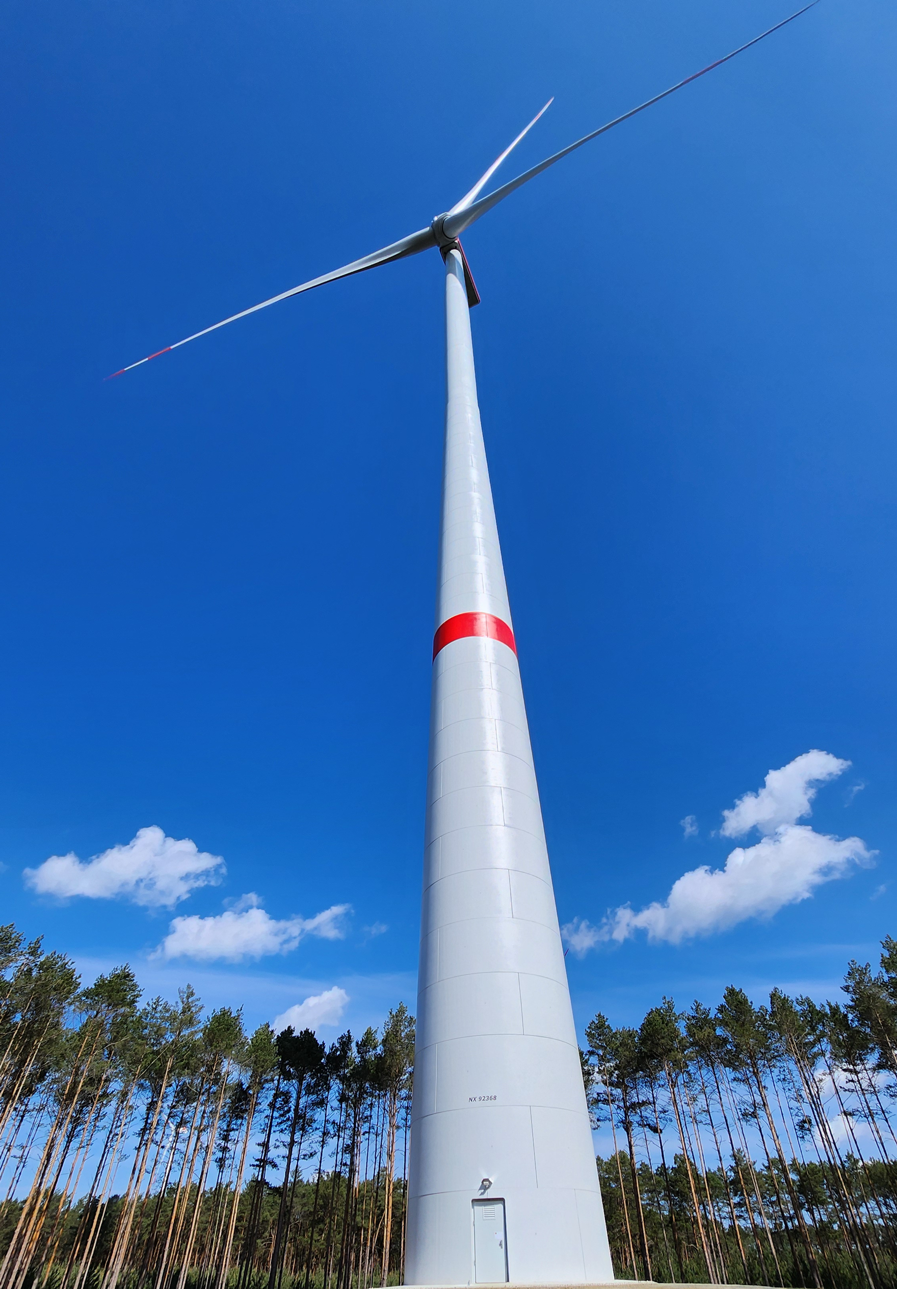 Blick auf eine Windkraftanlage